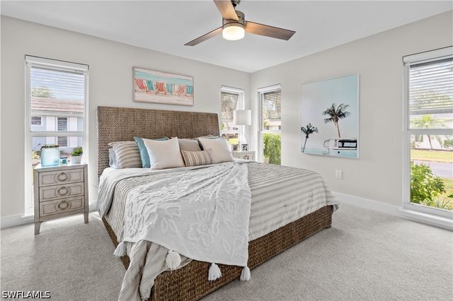 260 Lanchester CT 36, Naples, FL 34112