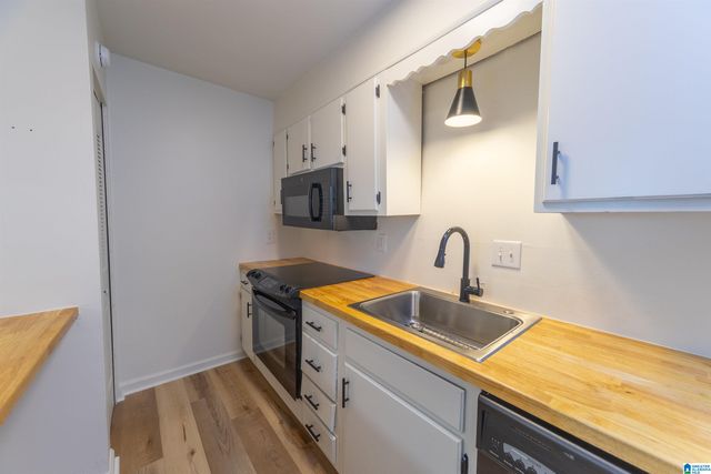 418 Skyview Dr Apt C, Birmingham, AL 35209