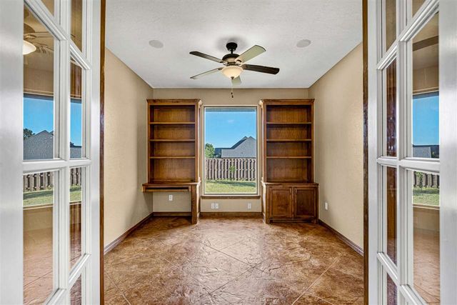5 Quanah Mountain Rd, Lawton, OK 73507