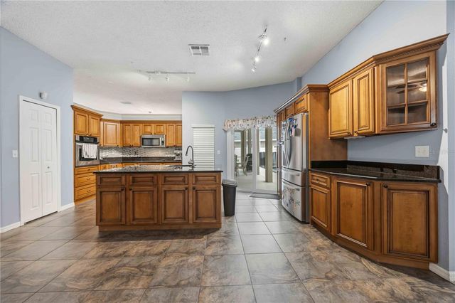 715 JESSANDA CIRCLE, Lakeland, FL 33813