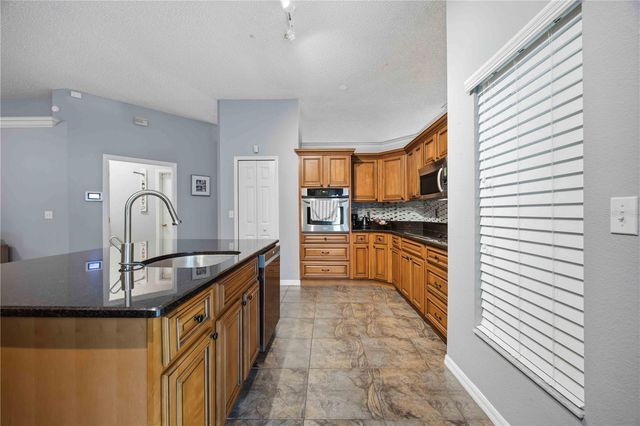 715 JESSANDA CIRCLE, Lakeland, FL 33813