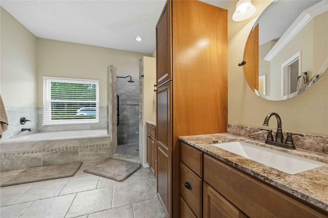 715 JESSANDA CIRCLE, Lakeland, FL 33813