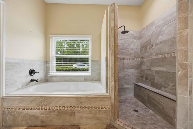 715 JESSANDA CIRCLE, Lakeland, FL 33813