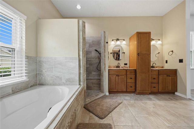 715 JESSANDA CIRCLE, Lakeland, FL 33813