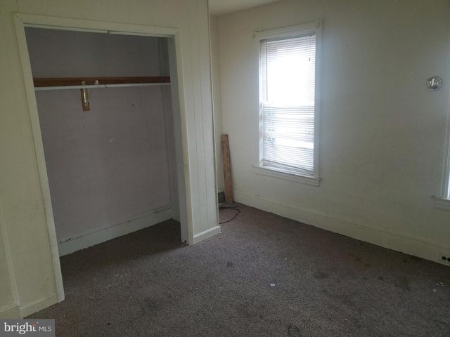 1025 W 5TH ST, Chester, PA 19013