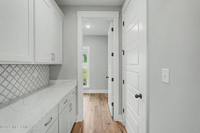 2401 Lauren Way, Hernando, MS 38632