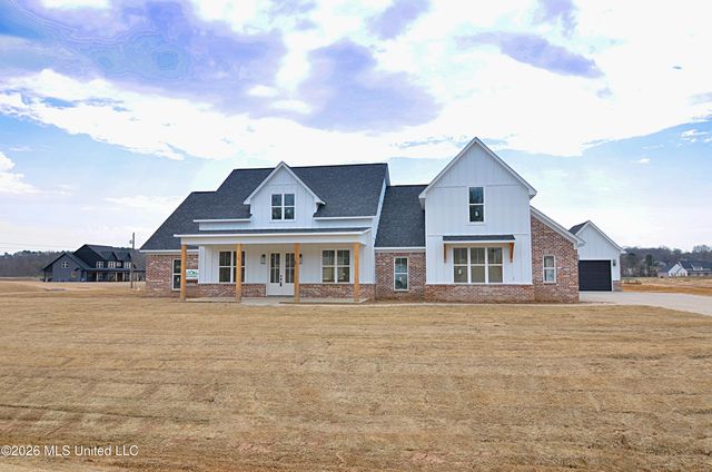 2401 Lauren Way, Hernando, MS 38632