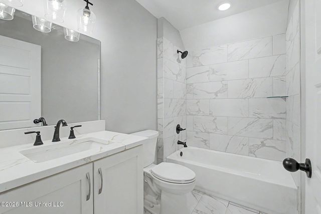 2401 Lauren Way, Hernando, MS 38632