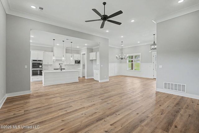 2401 Lauren Way, Hernando, MS 38632