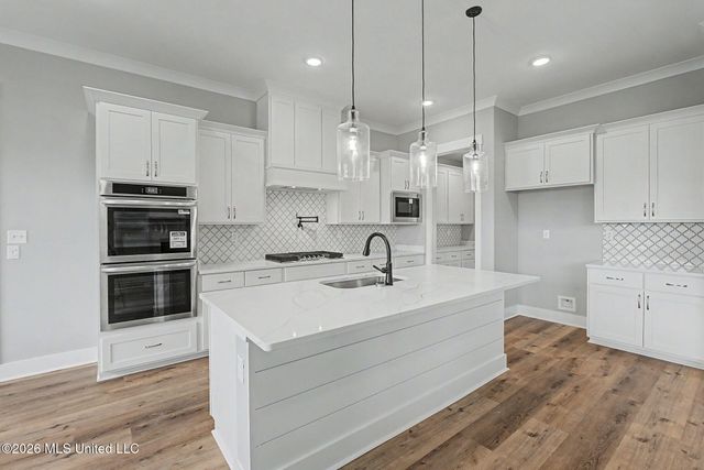 2401 Lauren Way, Hernando, MS 38632