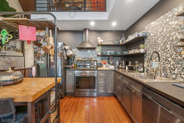 12 Rt23, Hamburg Boro, NJ 07419