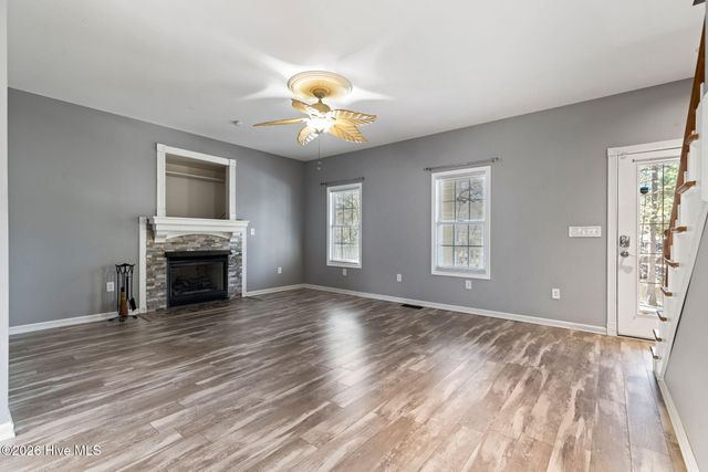 815 Riverview Drive, Burgaw, NC 28425