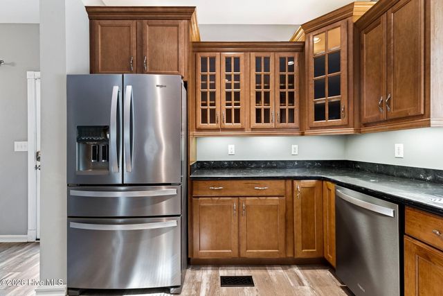815 Riverview Drive, Burgaw, NC 28425