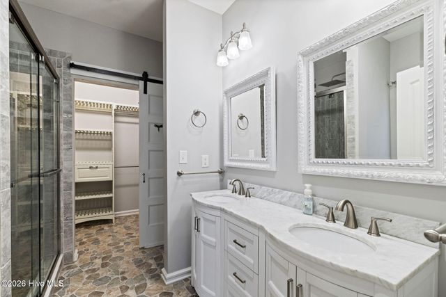 815 Riverview Drive, Burgaw, NC 28425