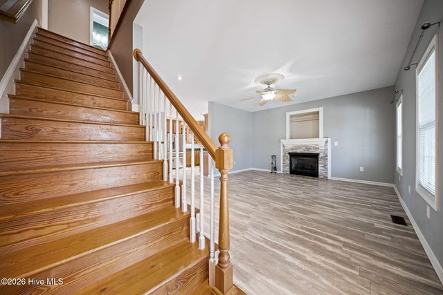 815 Riverview Drive, Burgaw, NC 28425