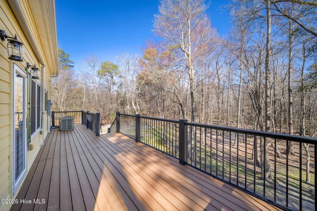 815 Riverview Drive, Burgaw, NC 28425
