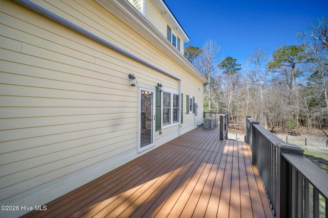 815 Riverview Drive, Burgaw, NC 28425