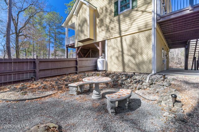 815 Riverview Drive, Burgaw, NC 28425