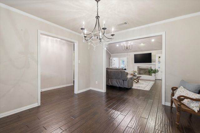 2012 Cripple Creek Lane, Lewisville, TX 75077