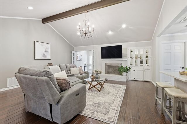 2012 Cripple Creek Lane, Lewisville, TX 75077