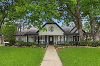 2012 Cripple Creek Lane, Lewisville, TX 75077