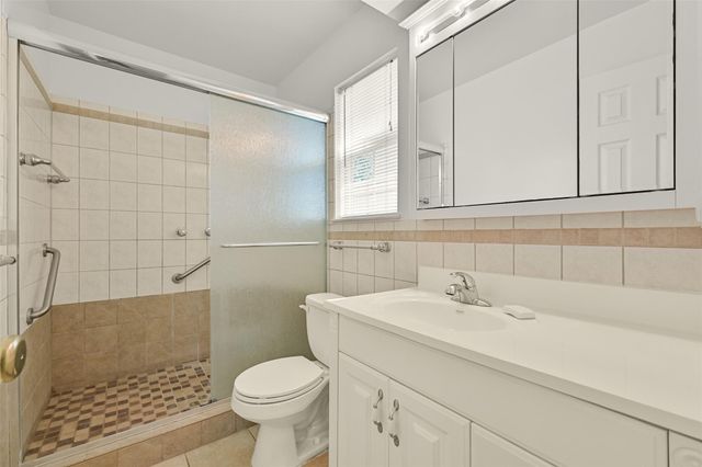 2003 Kingsway Drive, League City, TX 77573