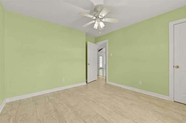 2003 Kingsway Drive, League City, TX 77573