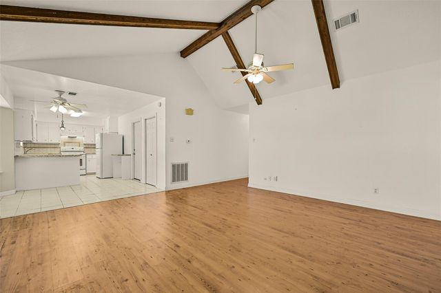 2003 Kingsway Drive, League City, TX 77573