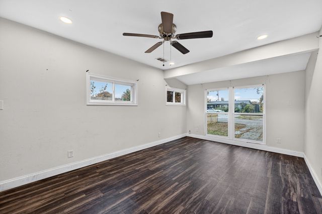 11726 Abston Lane, Dallas, TX 75218