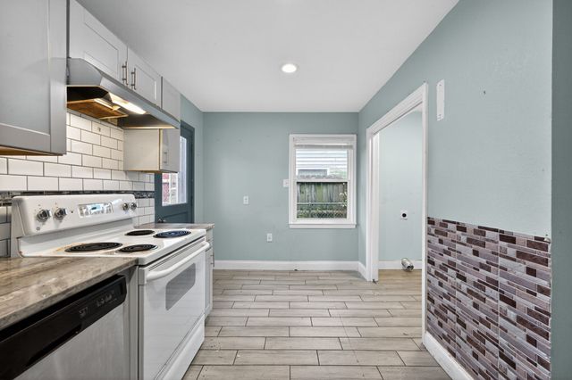 11726 Abston Lane, Dallas, TX 75218