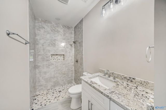 403 Mcdonald Lane, Guntersville, AL 35976