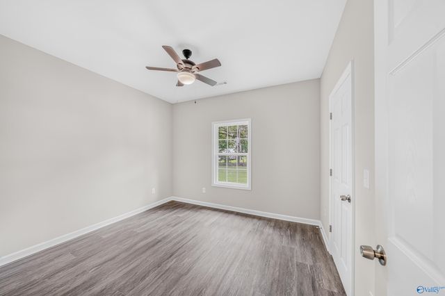 403 Mcdonald Lane, Guntersville, AL 35976