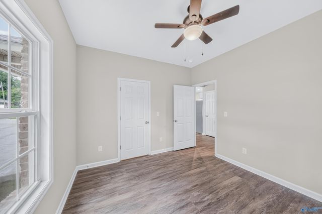 403 Mcdonald Lane, Guntersville, AL 35976