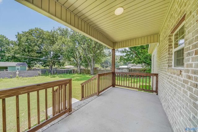 403 Mcdonald Lane, Guntersville, AL 35976