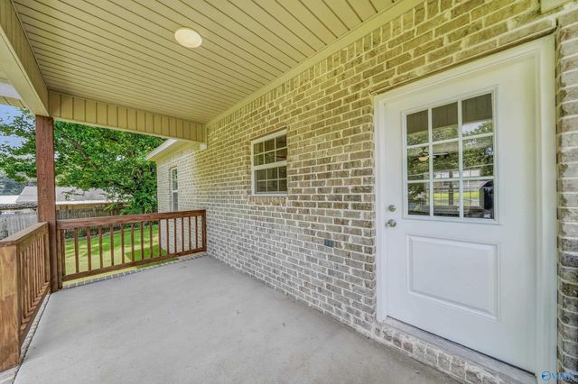 403 Mcdonald Lane, Guntersville, AL 35976