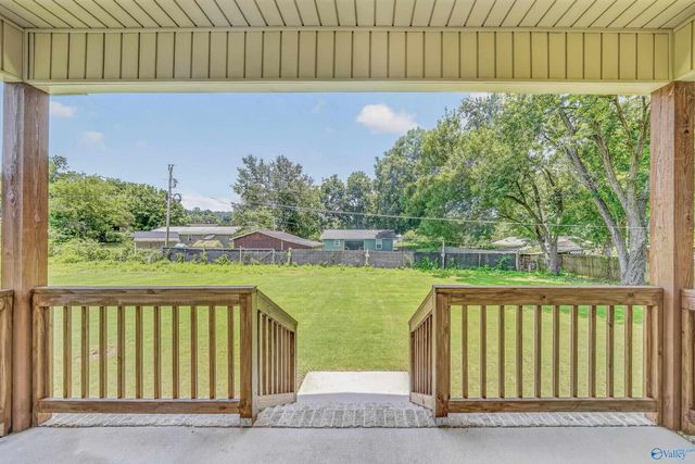 403 Mcdonald Lane, Guntersville, AL 35976