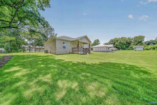 403 Mcdonald Lane, Guntersville, AL 35976