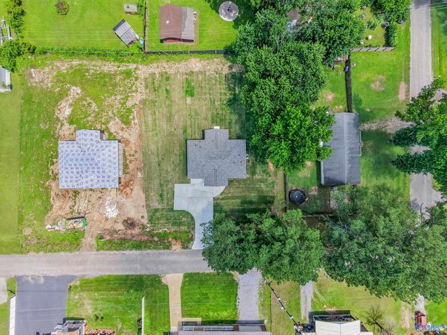 403 Mcdonald Lane, Guntersville, AL 35976