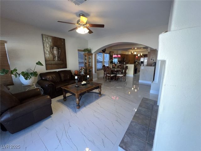 6596 Secluded Avenue, Las Vegas, NV 89110