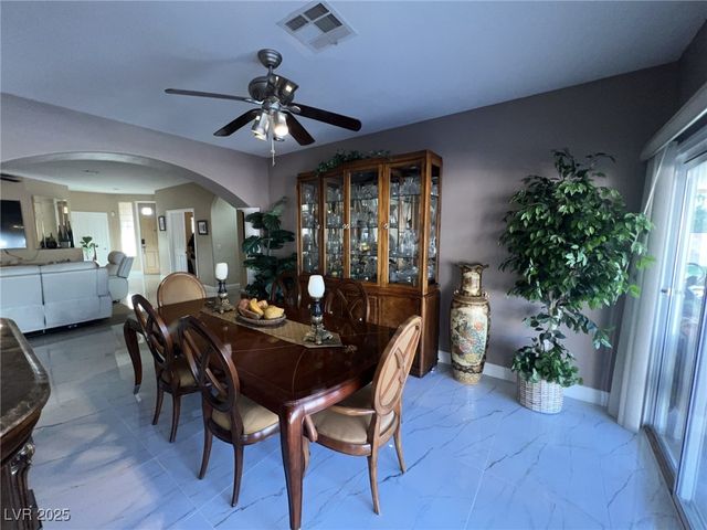 6596 Secluded Avenue, Las Vegas, NV 89110