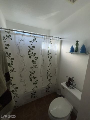 6596 Secluded Avenue, Las Vegas, NV 89110