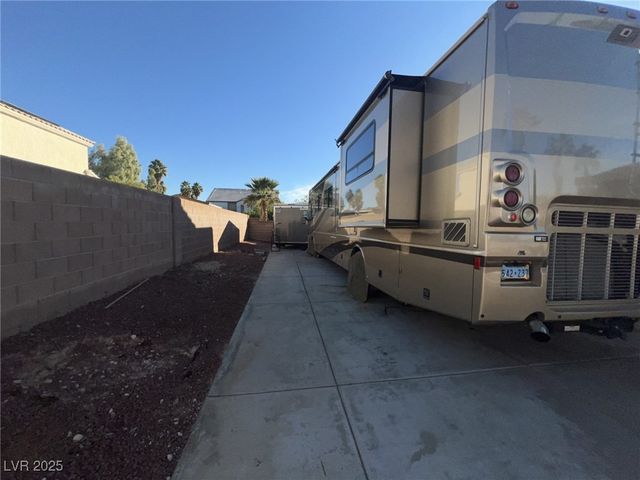 6596 Secluded Avenue, Las Vegas, NV 89110