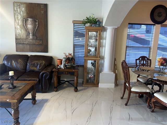 6596 Secluded Avenue, Las Vegas, NV 89110