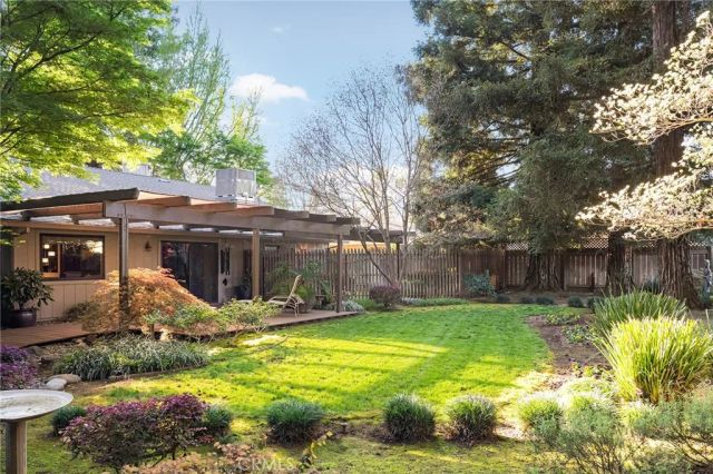 333 Stonebridge Drive, Chico, CA 95973