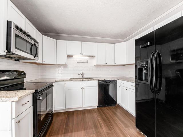 3734 Sheldon Place, Grove City, OH 43123