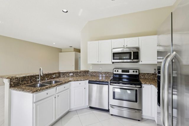 3746 Old Lighthouse Circle, Wellington, FL 33414