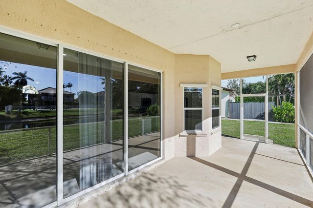3746 Old Lighthouse Circle, Wellington, FL 33414