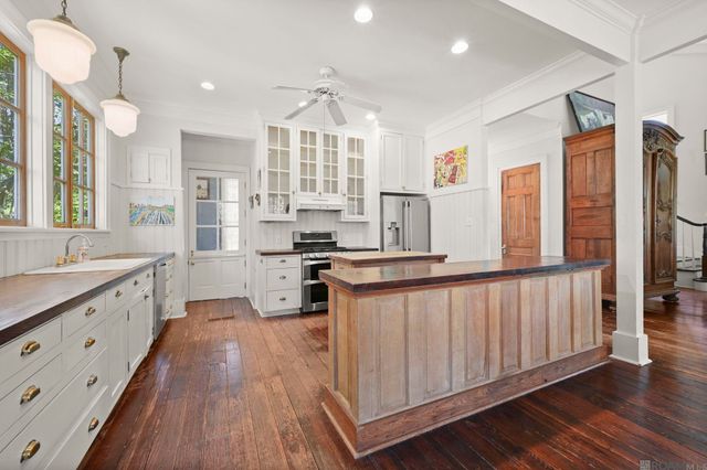 5474 Bayou Paul Rd, St Gabriel, LA 70776