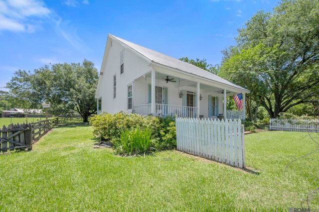 5474 Bayou Paul Rd, St Gabriel, LA 70776