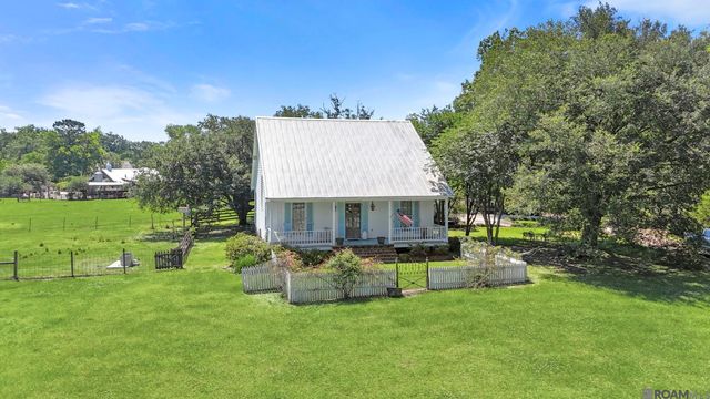 5474 Bayou Paul Rd, St Gabriel, LA 70776